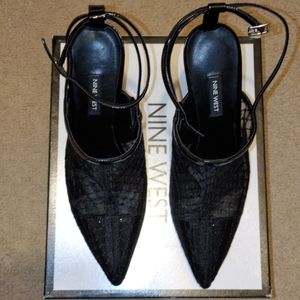 Size 10.5 Nine West Vachya Wedges NIB